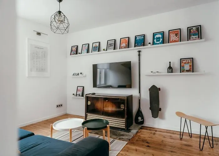 Duplex 4pers - 100m Du Metro - Smarttv - Fibre شقة *