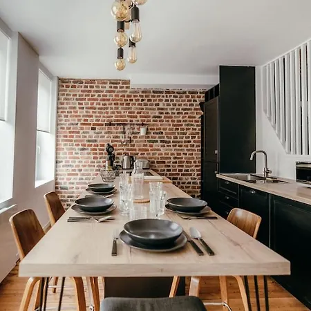 Apartamento Duplex 4pers - 100m Du Metro - Smarttv - Fibre
